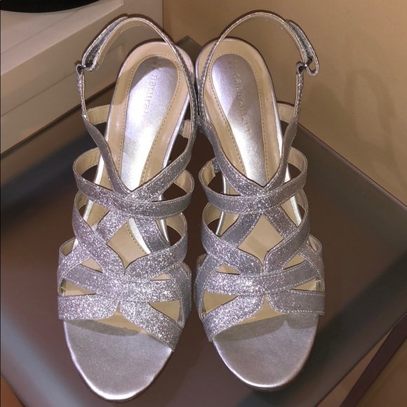 naturalizer shoes silver